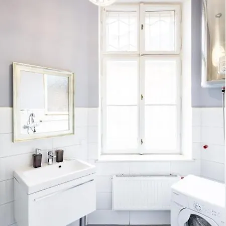Do Lvova Apartment *